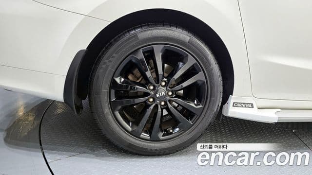 Kia All New Carnival Prestige, 2015 все фото