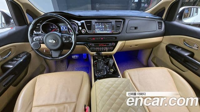 Kia All New Carnival Prestige, 2015 7