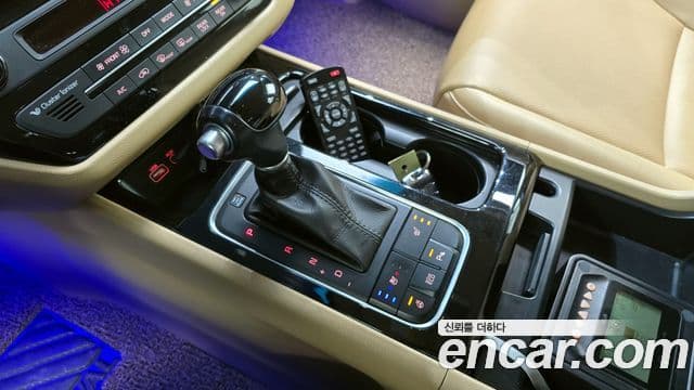Kia All New Carnival Prestige, 2015 9