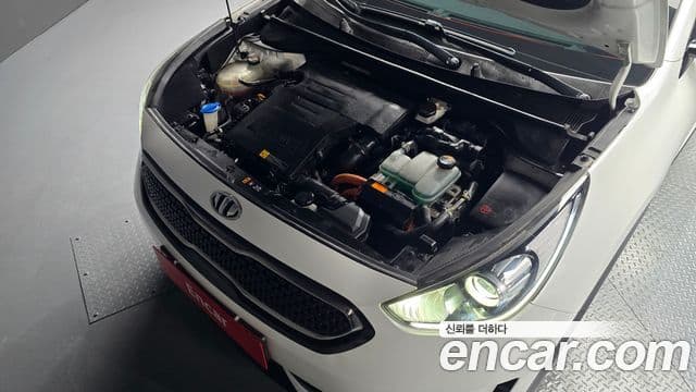 Kia Niro Prestige, 2017 6