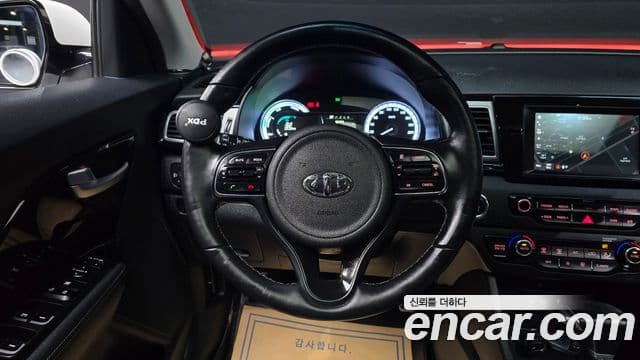 Kia Niro Prestige, 2017 13