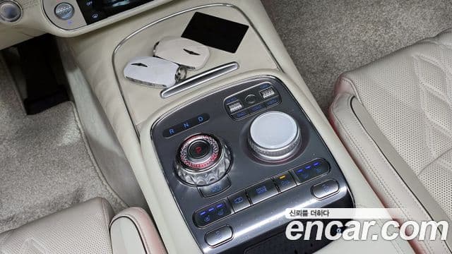 Genesis G90 (RS4) бензин 3.5 турбо e-S/C AWD LWB, 2024 9