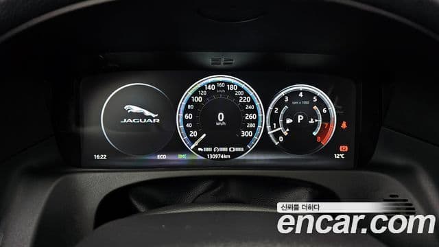 Jaguar XF (X260) Prestige, 2018 8