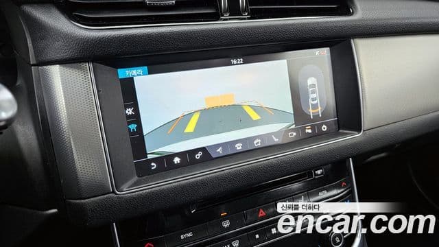 Jaguar XF (X260) Prestige, 2018 14