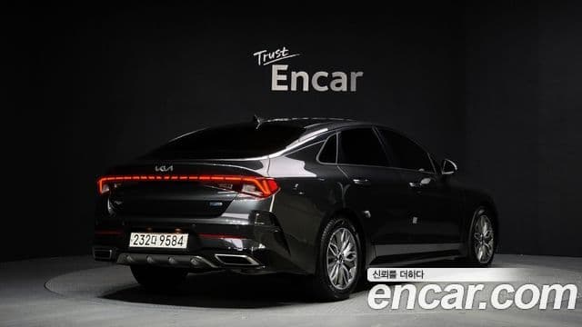 Kia K5 гибрид 3세대 Signature, 2022 2