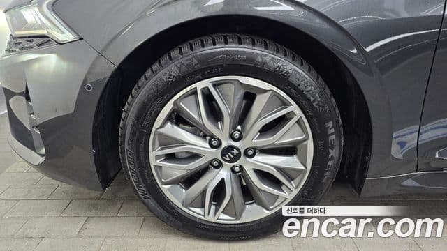 Kia K5 гибрид 3세대 Signature, 2022 все фото