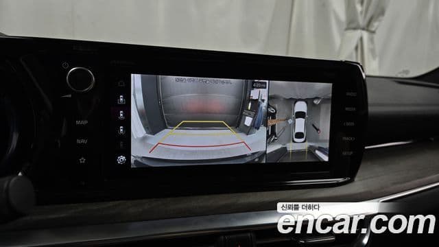 Kia K5 гибрид 3세대 Signature, 2022 15