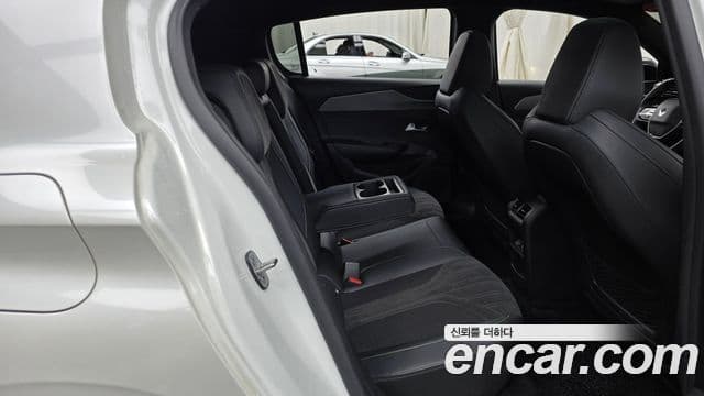 Peugeot 308 3세대 1.5 BlueHDi GT, 2022 12