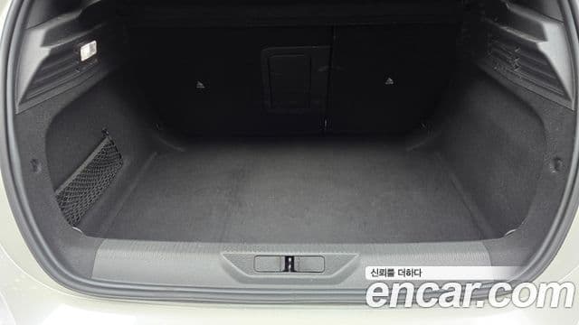 Peugeot 308 3세대 1.5 BlueHDi GT, 2022 20