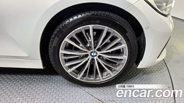 BMW 3시리즈 (G20) Luxury, 2022 все фото