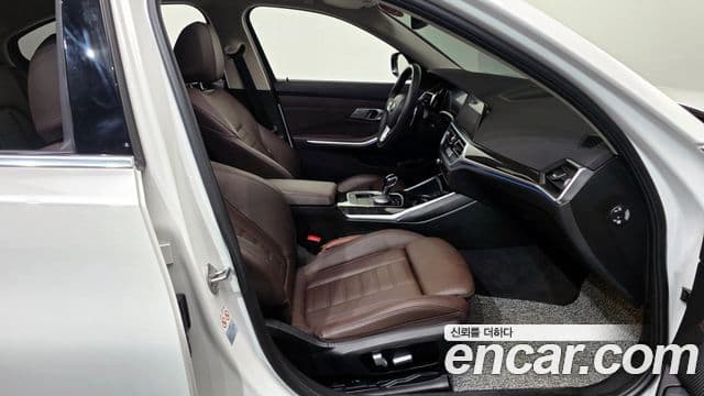 BMW 3시리즈 (G20) Luxury, 2022 11