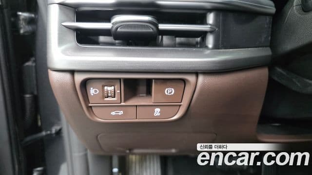 Hyundai Grandeur (GN7) Premium, 2023 12