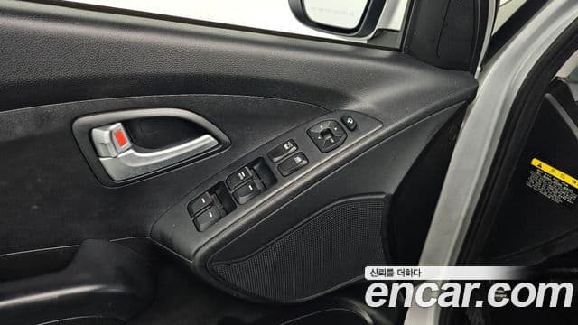 Hyundai New Tucson ix Smart Special, 2015 17