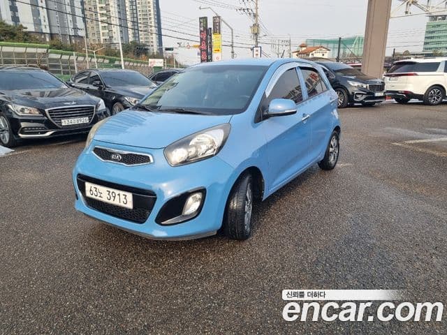Kia All New Morning Deluxe Trendy, 2014 1