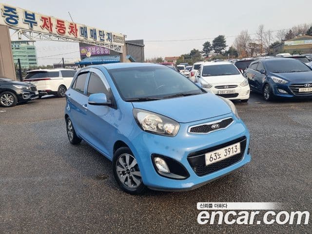 Kia All New Morning Deluxe Trendy, 2014 3