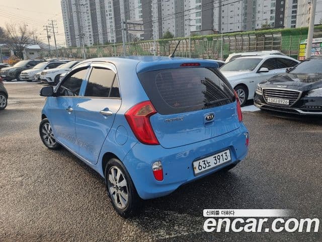 Kia All New Morning Deluxe Trendy, 2014 7