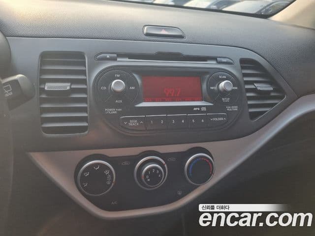 Kia All New Morning Deluxe Trendy, 2014 16