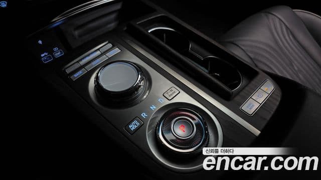 Genesis G80 (RG3) бензин 2.5 турбо AWD, 2023 9