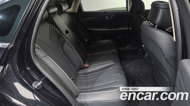 Genesis G80 (RG3) бензин 2.5 турбо AWD, 2023 12