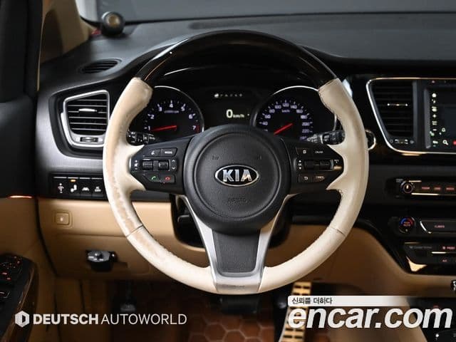 Kia All New Carnival President, 2016 13
