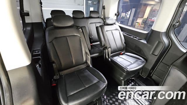 Hyundai Staria Modern, 2023 19