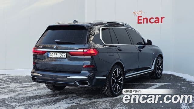 BMW X7 (G07) xDrive 40i M Sport 6인승, 2021 2