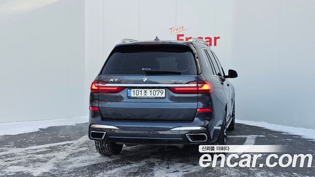 BMW X7 (G07) xDrive 40i M Sport 6인승, 2021 4