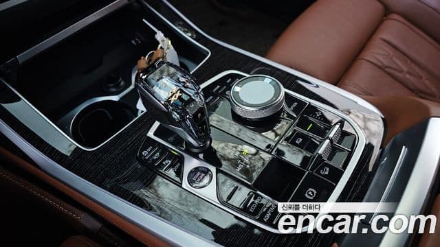 BMW X7 (G07) xDrive 40i M Sport 6인승, 2021 9