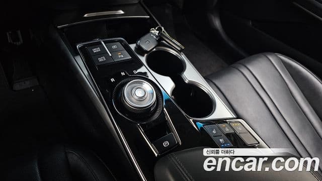 Kia K8 Trendy(арендный автомобиль), 2022 9