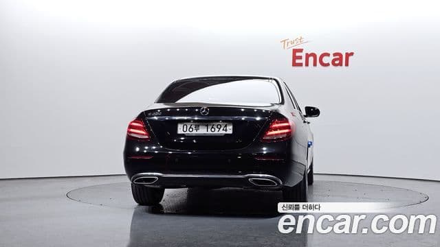 Mercedes-Benz E-класс W213 Avantgarde, 2017 4