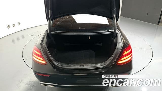 Mercedes-Benz E-класс W213 Avantgarde, 2017 20