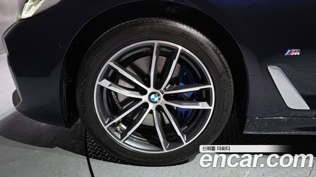 BMW 5시리즈 (G30) 523d M Sport, 2022 все фото