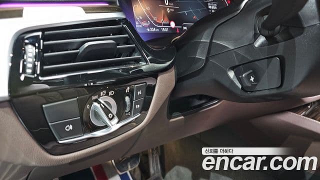 BMW 5시리즈 (G30) 523d M Sport, 2022 14