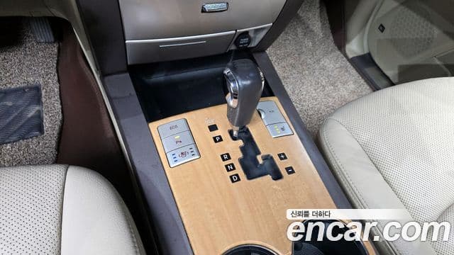 Kia Mohave 4WD KV300, 2012 9