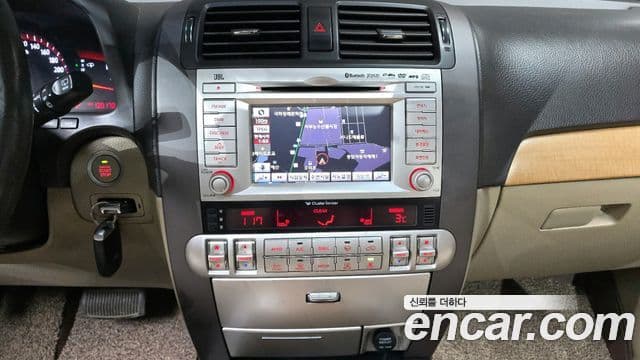 Kia Mohave 4WD KV300, 2012 14