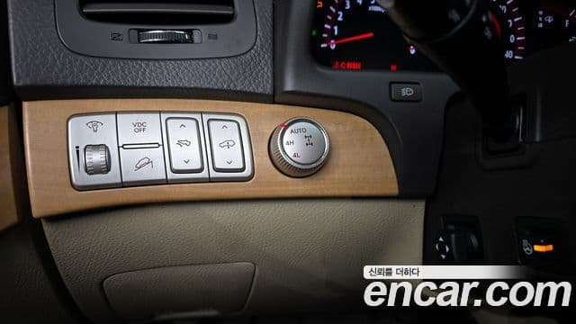 Kia Mohave 4WD KV300, 2012 16