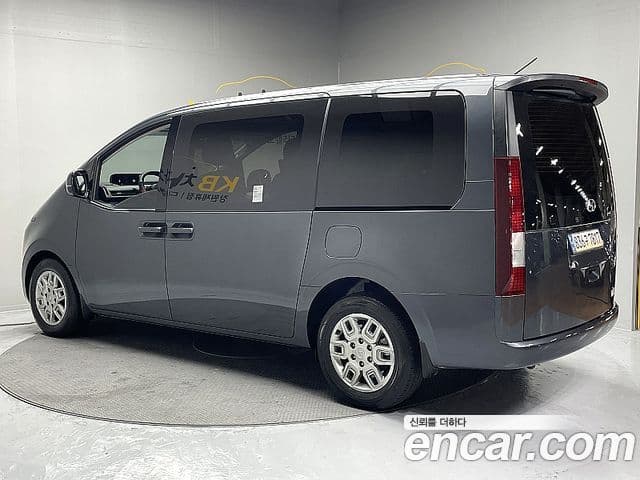Hyundai Staria Modern, 2023 2