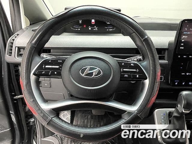 Hyundai Staria Modern, 2023 11