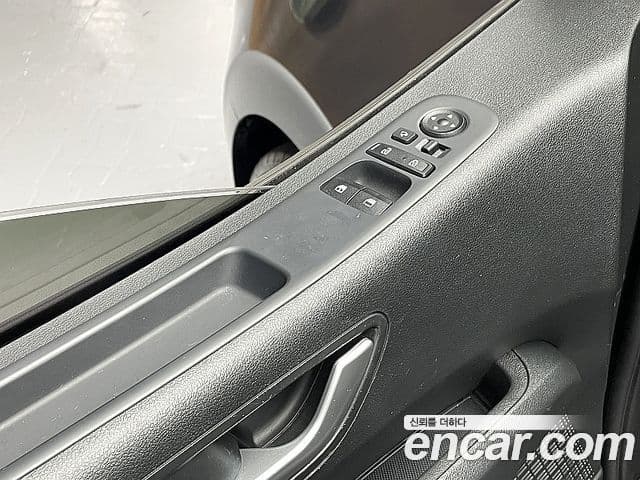 Hyundai Staria Modern, 2023 12