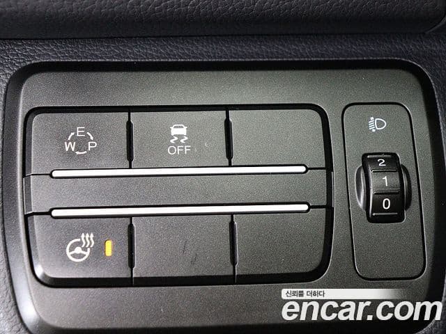 KG모빌리티(SsangYong) Tivoli LX 2WD, 2017 16