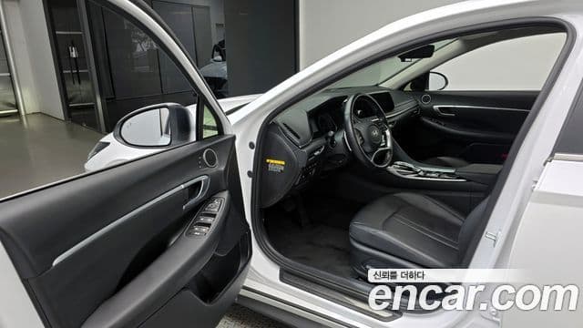 Hyundai Sonata (DN8) Premium Family, 2020 11