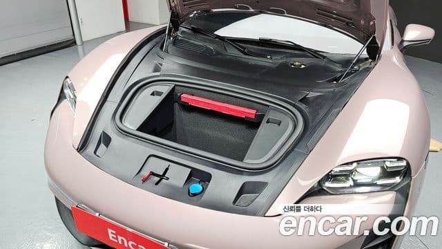 Porsche 타이칸 GTS, 2024 6