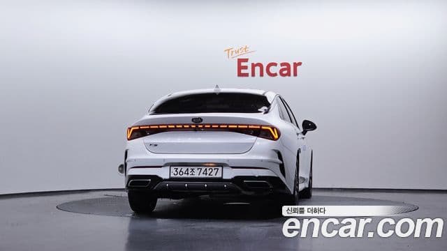 Kia K5 3세대 Trendy, 2021 4