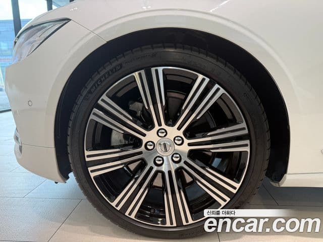 Volvo S90 B6 AWD Ultimate Bright, 2024 все фото