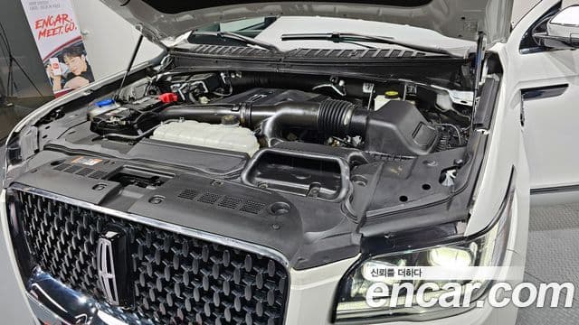 Lincoln Navigator 4세대 3.5L чёрный Label, 2023 6