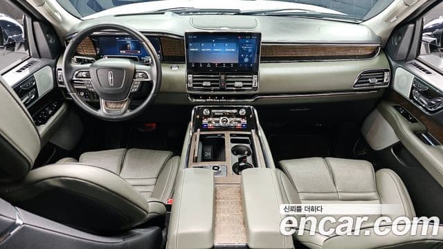 Lincoln Navigator 4세대 3.5L чёрный Label, 2023 7