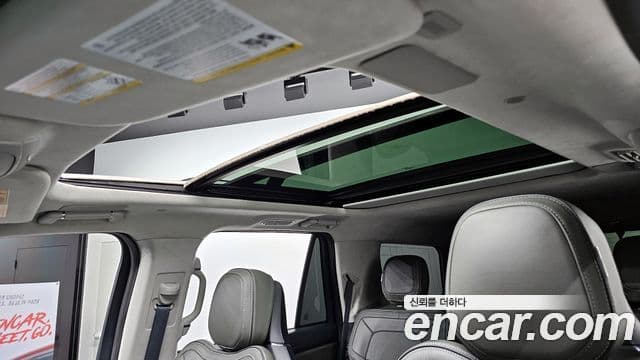 Lincoln Navigator 4세대 3.5L чёрный Label, 2023 20