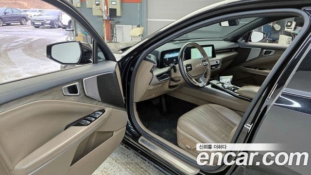 Kia K8 гибрид Noblesse, 2022 10