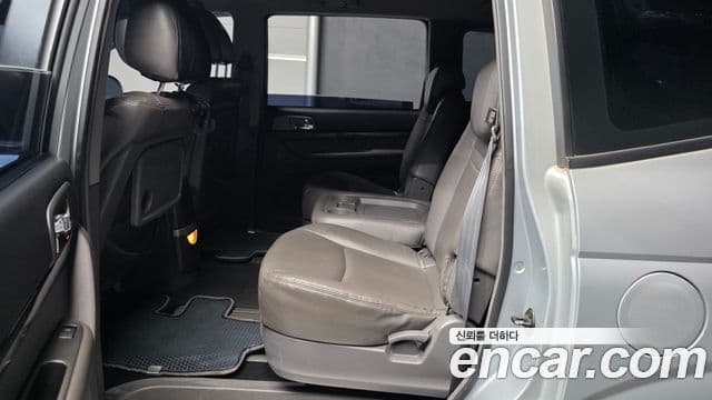 KG모빌리티(SsangYong) Korando 투리스모 4WD GT 11인승, 2014 12