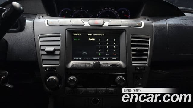 KG모빌리티(SsangYong) Korando 투리스모 4WD GT 11인승, 2014 14